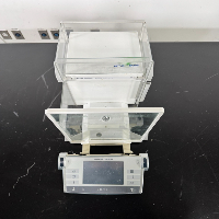 Mettler Toledo AX205 DeltaRange Analytical Balance image 3